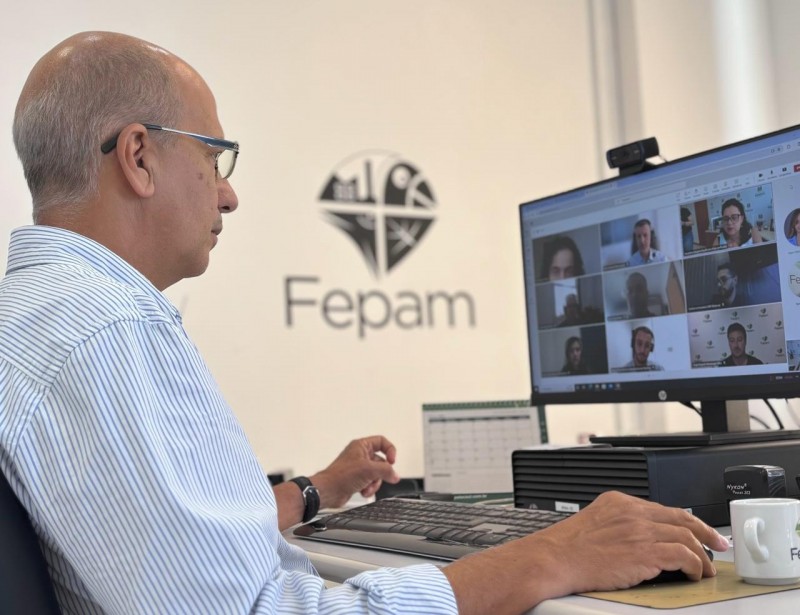 Reunião de ativação com empresa que irá revisar metodologia de cobrança da Fepam